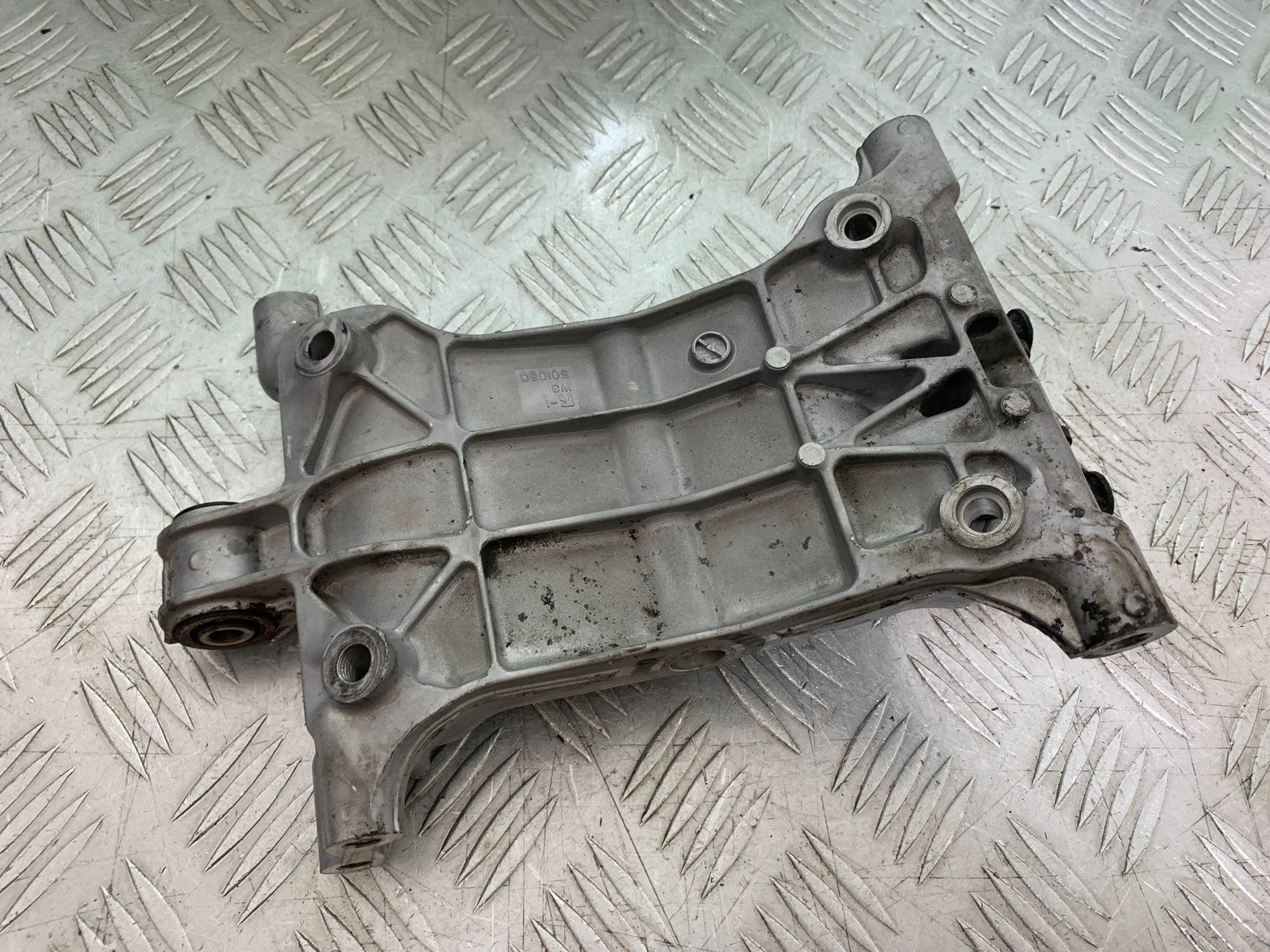 KAWASAKI NINJA 400 EX 400 ENGINE FRAME BRACKET  YEAR 2018-2022 (CMB1278)