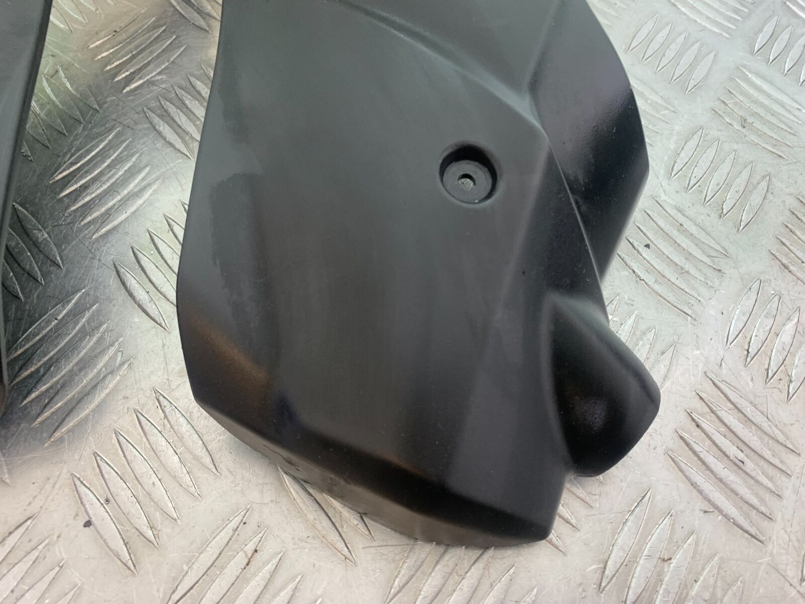 TRIUMPH TIGER 800 LEFT AND RIGHT INFILL COVERS  YEAR 2011-2014 (CMB1113)