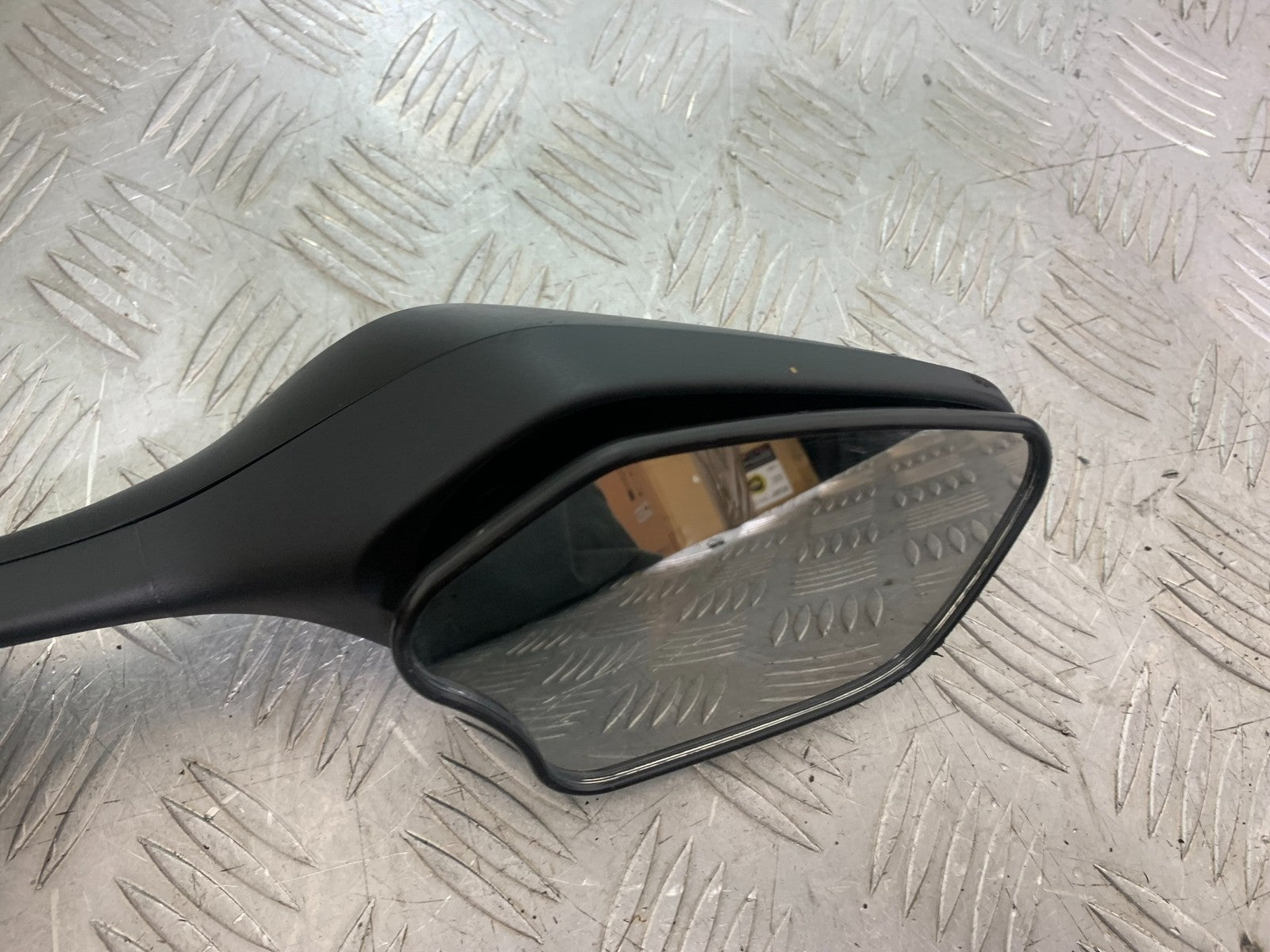 HONDA CBR1000 rr FIREBLADE RIGHT MIRROR YEAR 2012-2016 (CMB1198)