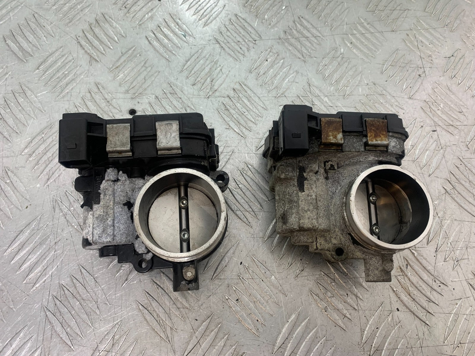 BMW R1200 R 1200 GS THROTTLE BODIES   YEAR 2013-2016 (CMB1257)