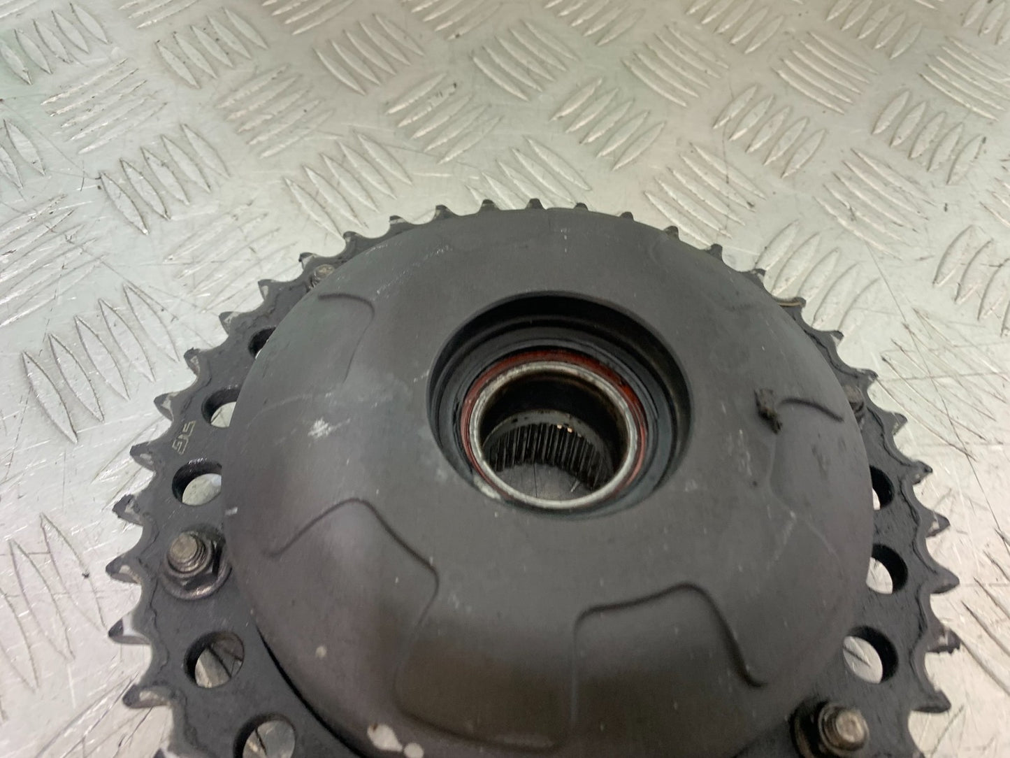 TRIUMPH 1050 SPRINT GT SPROCKET CARRIER  YEAR 2010-2016 (CMB1250)