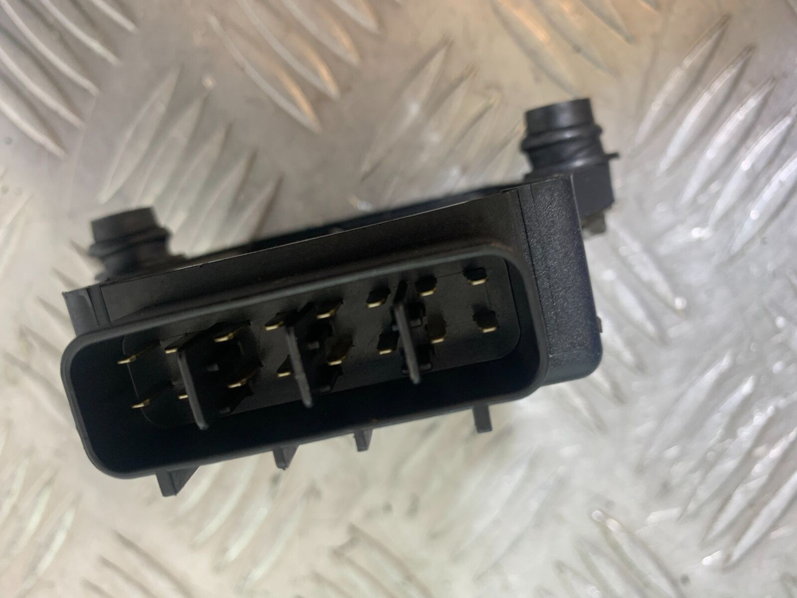 KAWASAKI Z750 ZR750 ZR-7S CDI UNIT  YEAR 1999-05 (CMB1135)