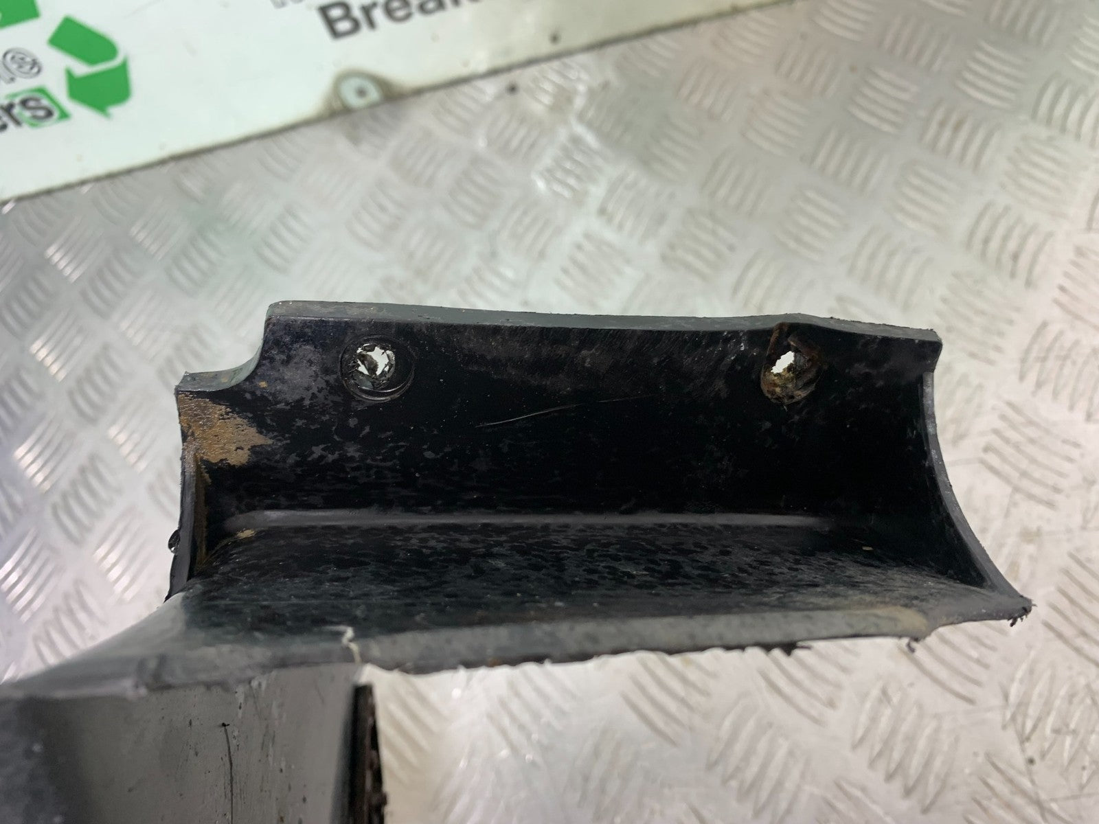 KAWASAKI KLR250 KLR 250 CHAIN GUARD YEAR 1984-2001 (CMB1225)
