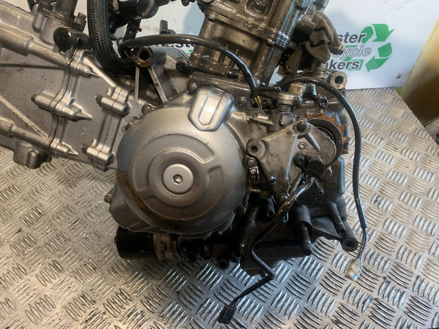 SUZUKI DL 650 V-STROM ENGINE YEAR 2016 (STOCK 996)