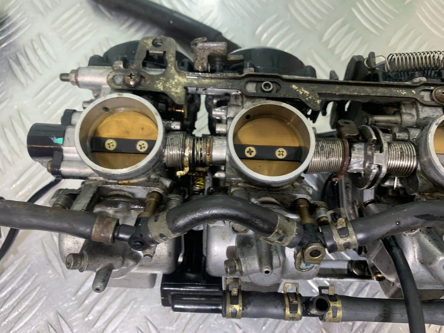 YAMAHA YZF600 YZF 600 THUNDERCAT CARBS 1996-2003 (CMB1046)