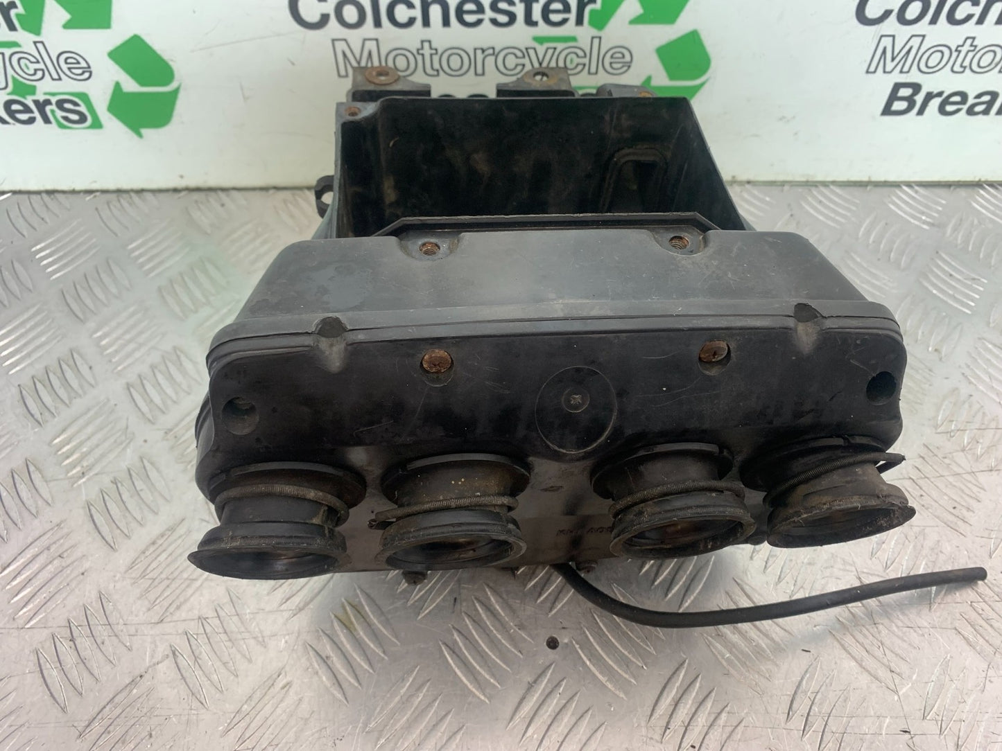 KAWASAKI GPZ600 GPZ 600 AIRBOX  YEAR 1988-90 (CMB1258)