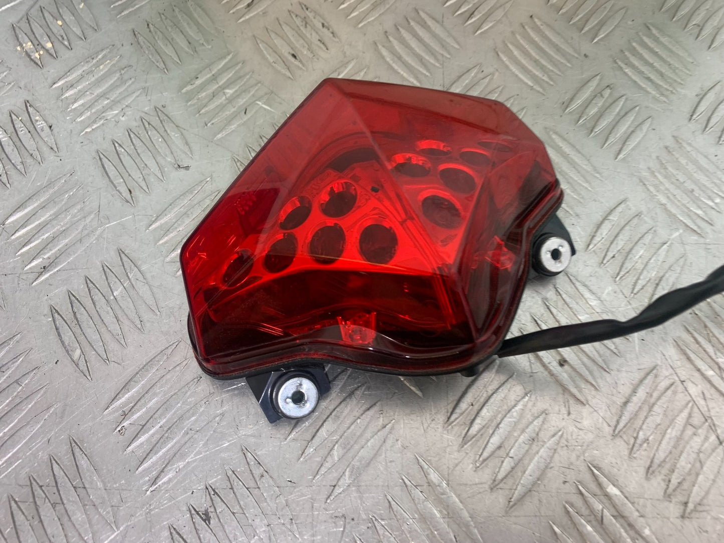 KAWASAKI ER6 N REAR LIGHT  YEAR 2012-2017 (CMB1324)