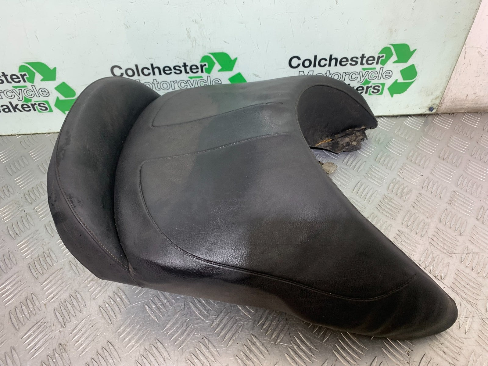 BMW K1200 K 1200 LT REAR SEAT  YEAR 1999-07 (CMB1271)