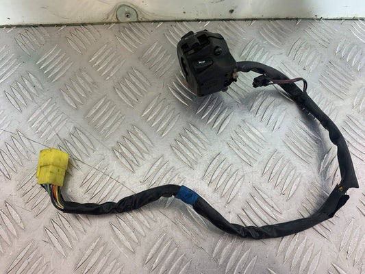 SUZUKI AN 200 UN 200 BURGMAN LEFT SWITCH GEAR   YEAR 2007-09 (CMB1128)