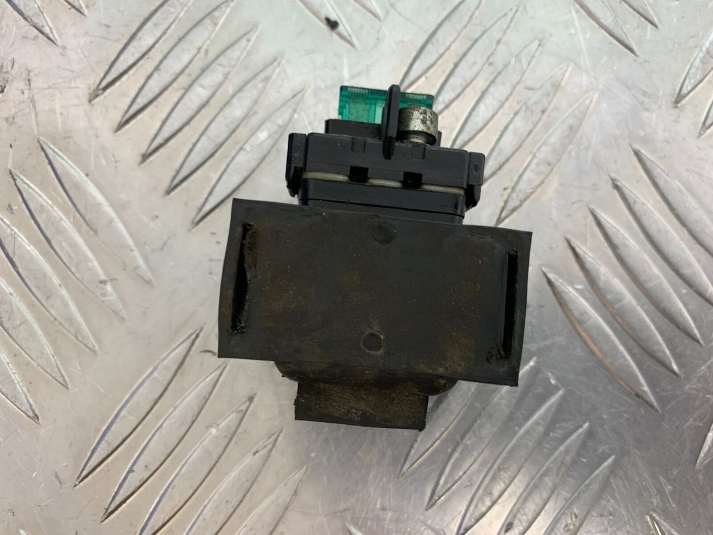 HONDA NTV 650 REVERE STARTER SOLENOID   YEAR 1988-1996 (CMB1025))