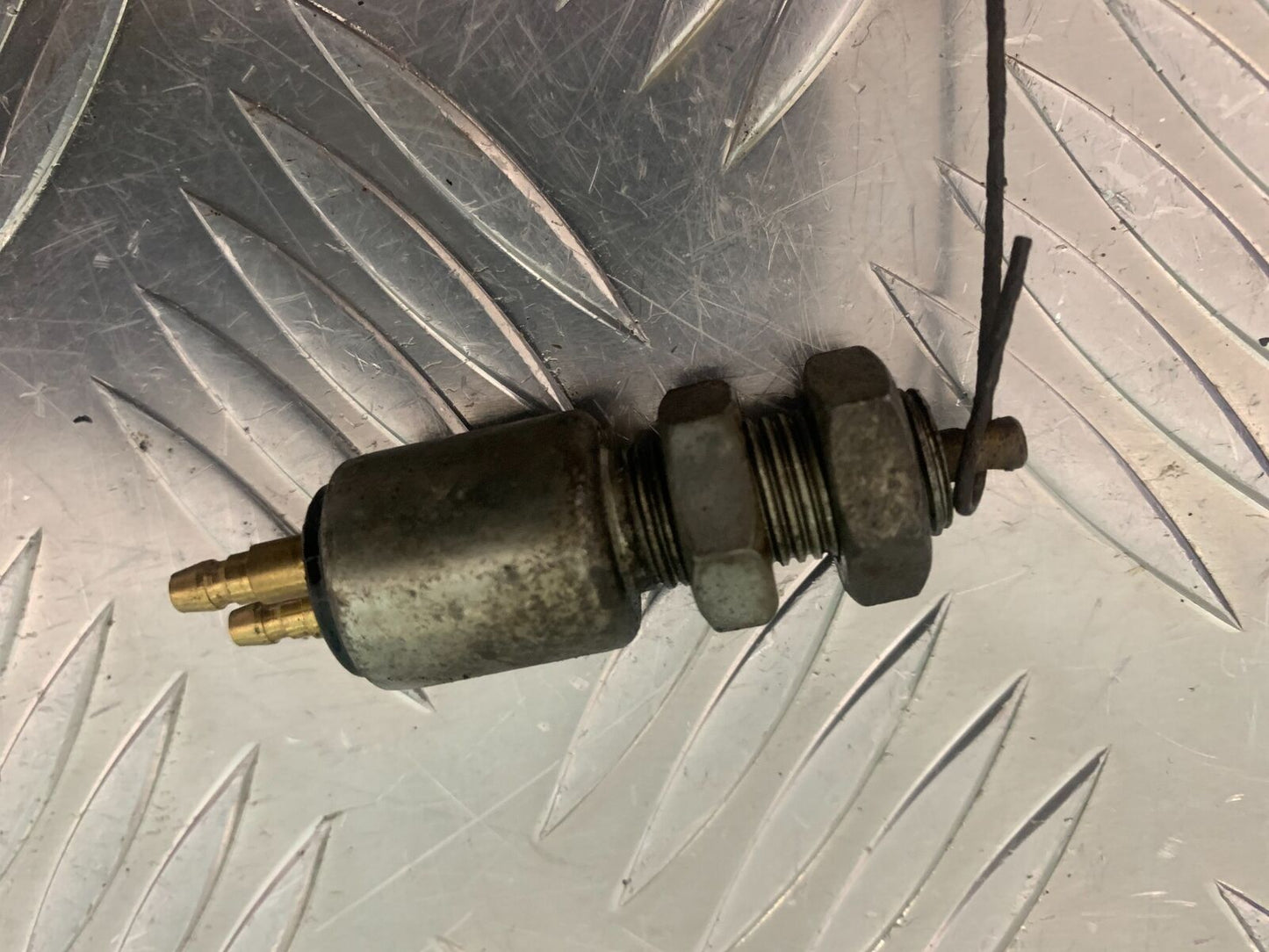 SUZUKI GS750 E GS 750E REAR BRAKE LIGHT SWITCH  YEAR 1979  (STOCK 959)