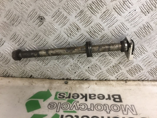 YAMAHA MT09 MT-09 REAR WHEEL SPINDLE  YEAR 2018 (STOCK 906)