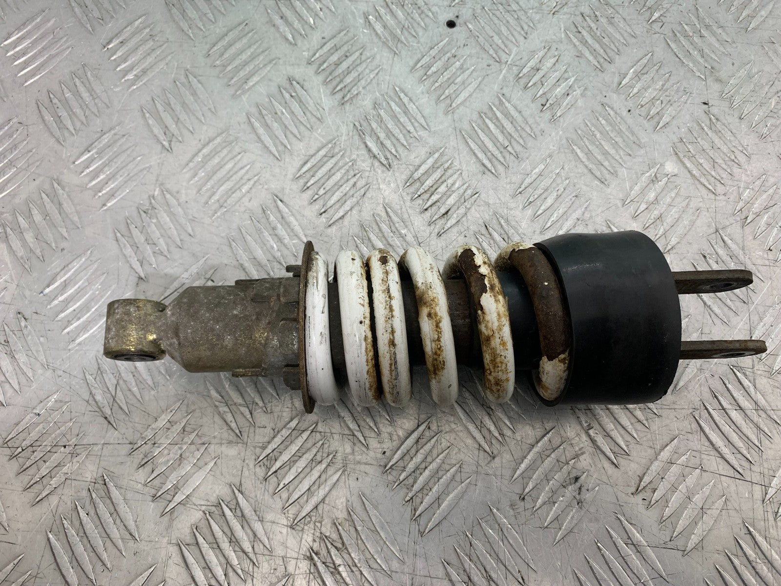 HONDA CB600 CB 600 HORNET REAR SHOCK   YEAR 1998-2002 (CMB1297)