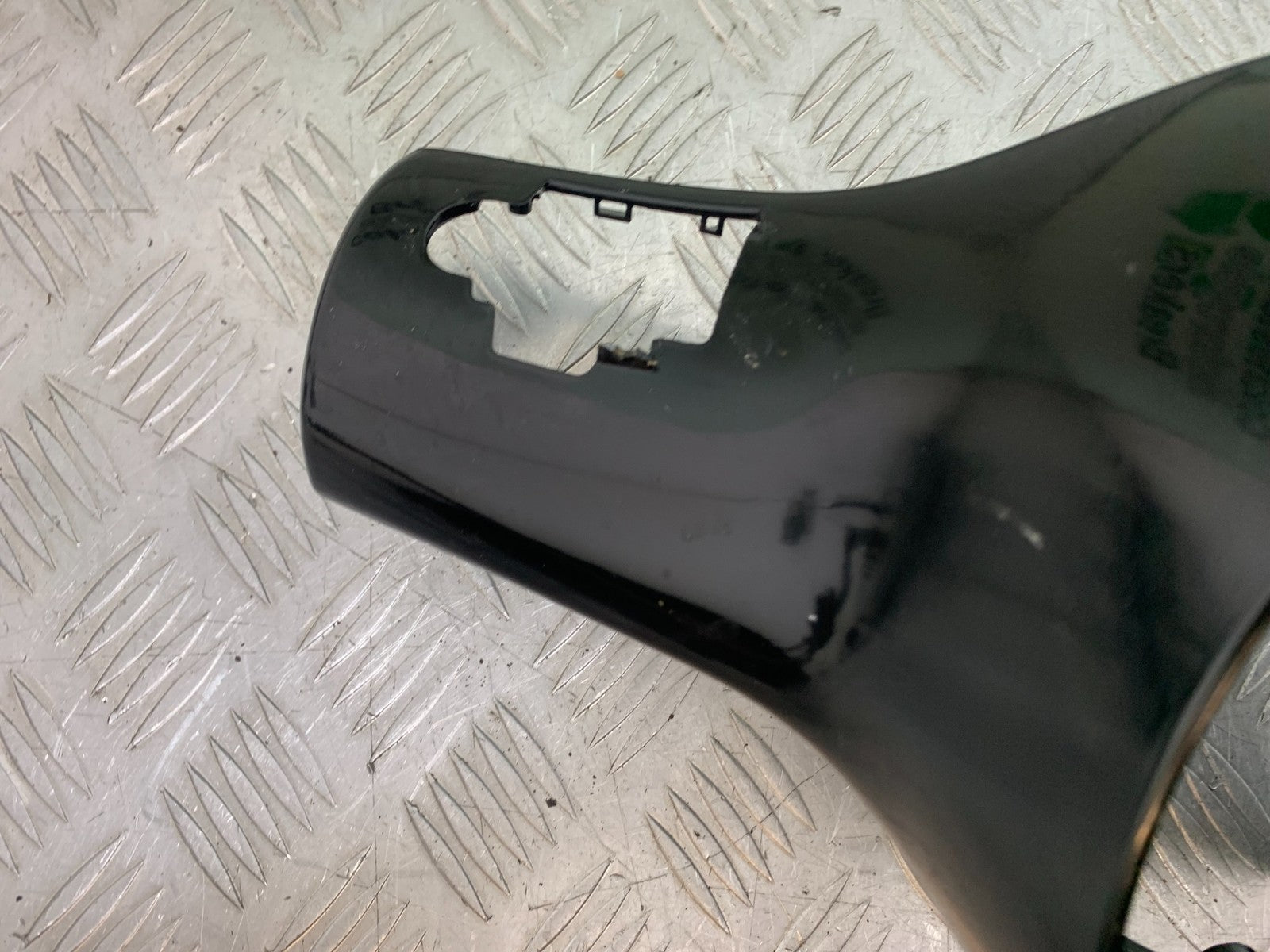 PIAGGIO VESPA GT125 L HEADLIGHT PANEL  YEAR 2003 (CMB1300)