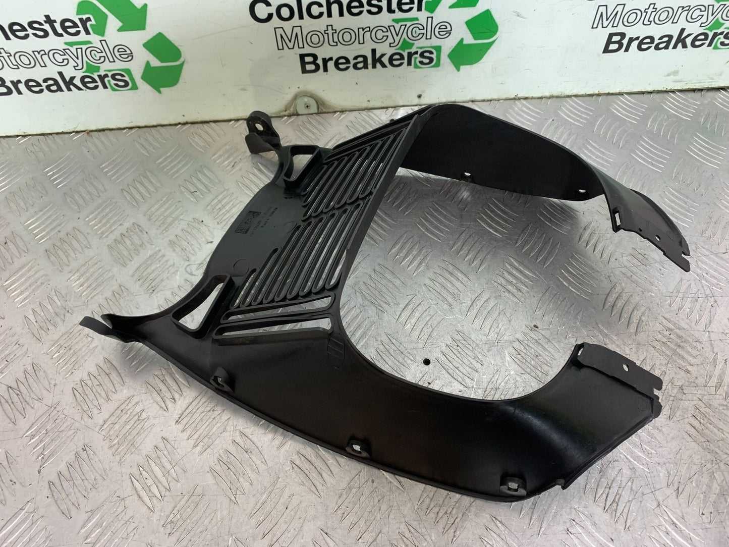 HONDA XL125 VARADERO RADIATOR GRILL YEAR 2001-2006  (CMB1304)