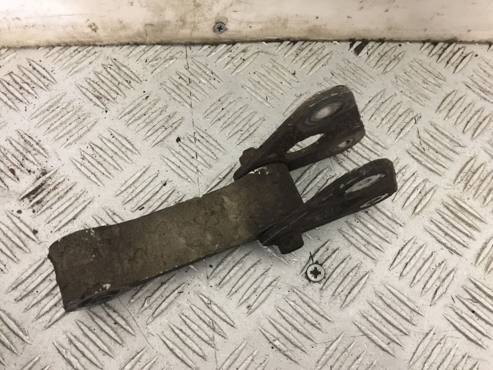 HONDA VFR800 VFR 800 PRE V-TEC REAR SHOCK LINKAGE  YEAR 1998-2001 (STOCK 824)