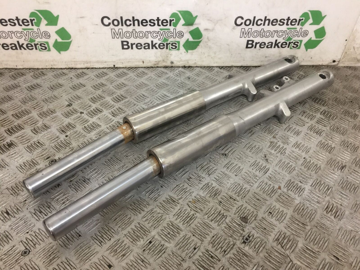 KAWASAKI VN900 CLASSIC FORKS (DAMAGED)  YEAR 2006-2015 (STOCK 706)