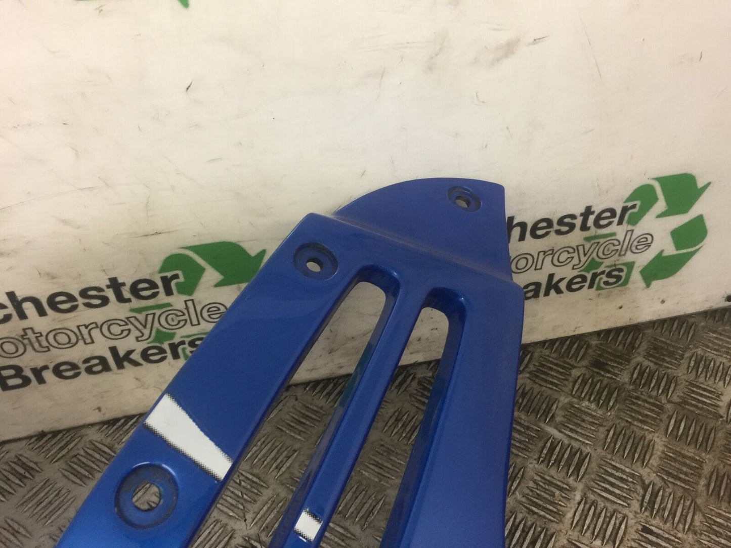 TRIUMPH 900 TIGER LEFT FAIRING PANEL  YEAR 1993-1999 STOCK 445