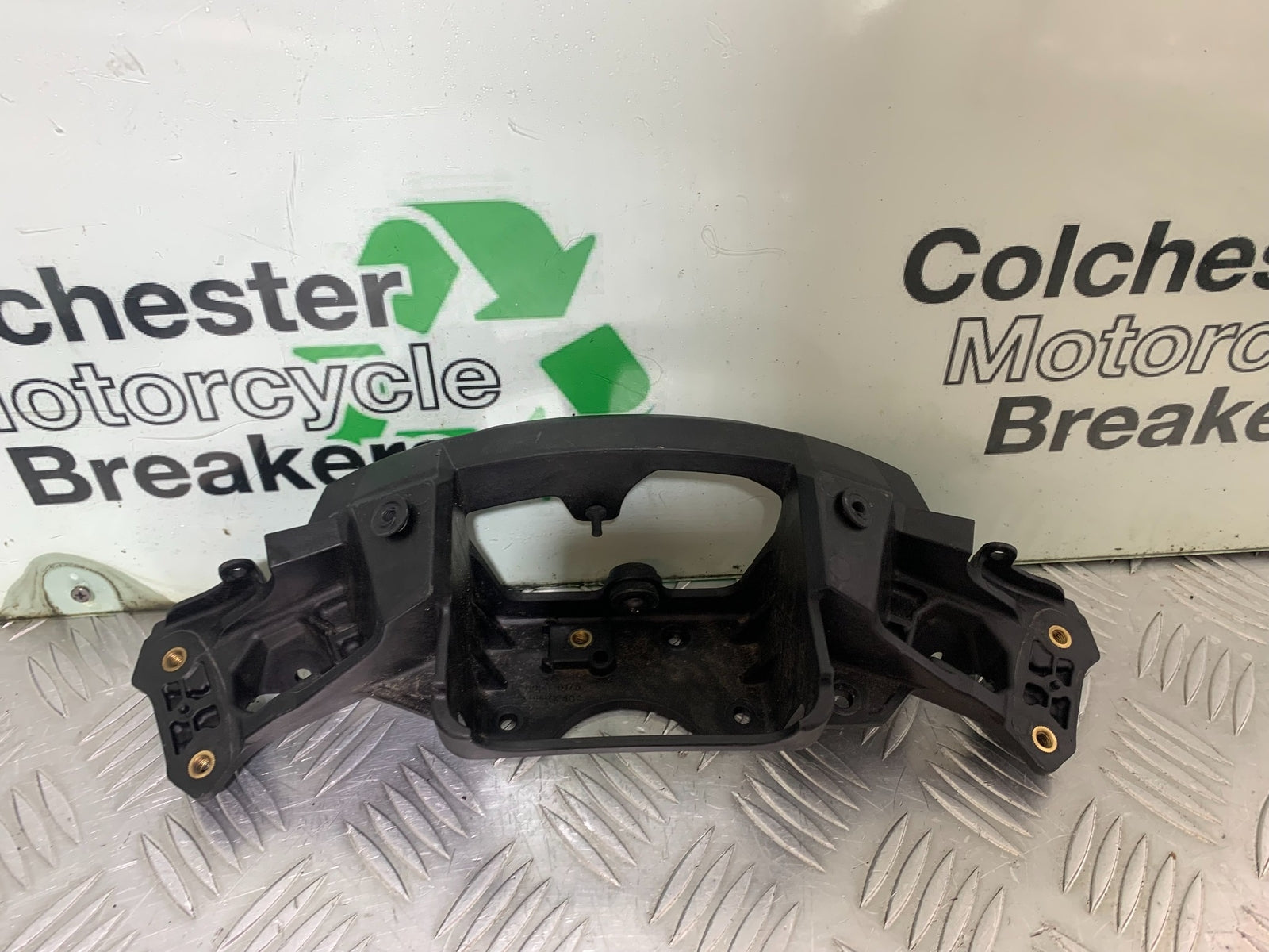 KAWASAKI ZX10R ZX 10R FAIRING BRACKET  YEAR 2011-2015 (CMB1154)