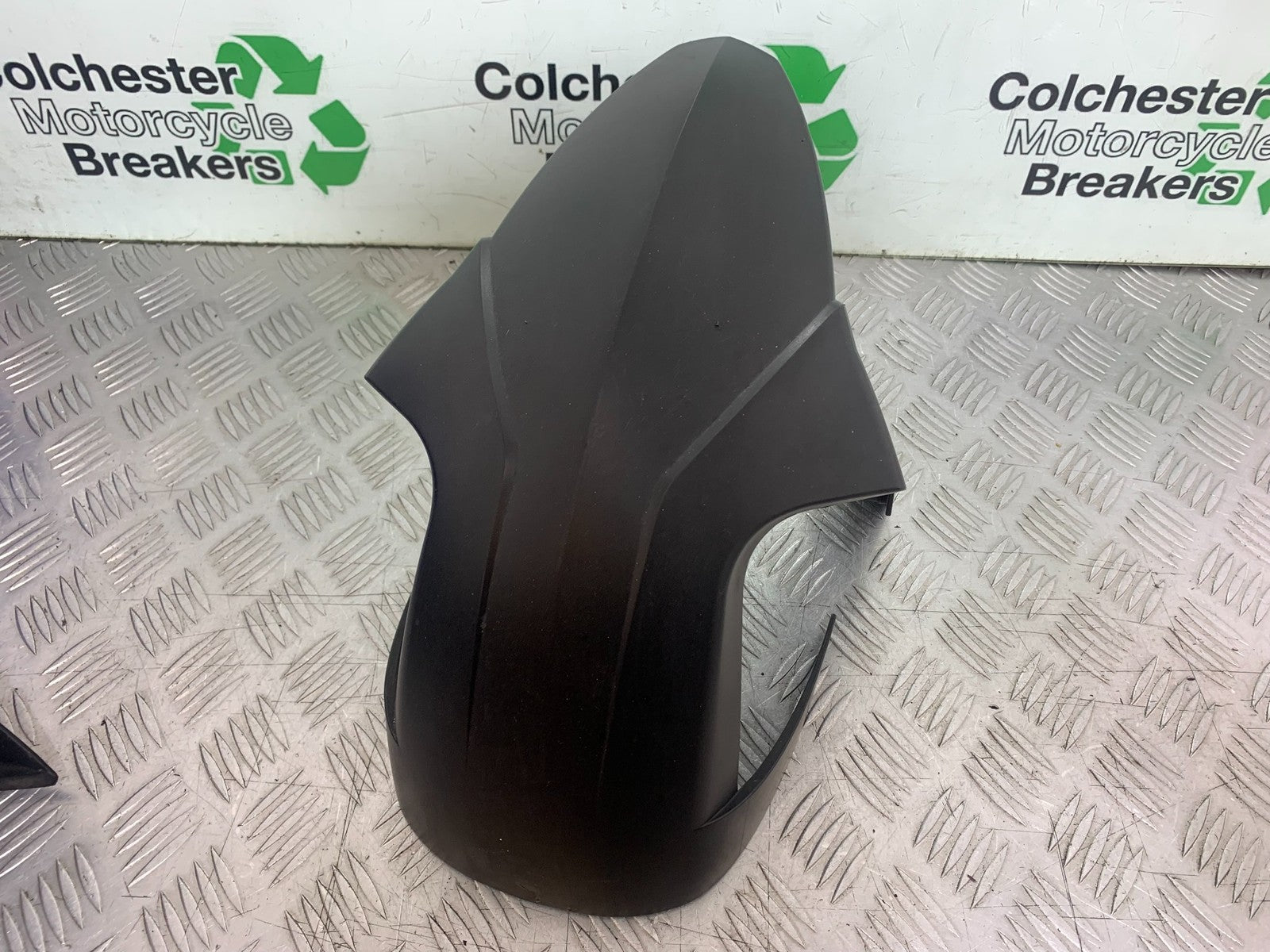 KTM 990 SUPER DUKE FRONT MUDGUARD YEAR 2007-2011  (CMB1207)