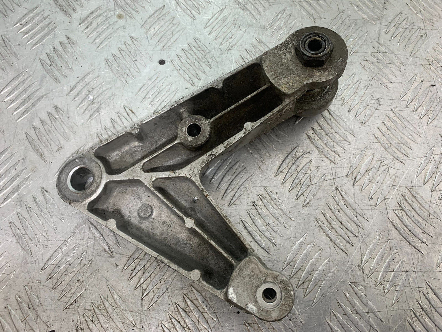 KAWASAKI GTR1400 GTR 1400 SWINGARM BRACKET   YEAR 2007-2009 (CMB1306)
