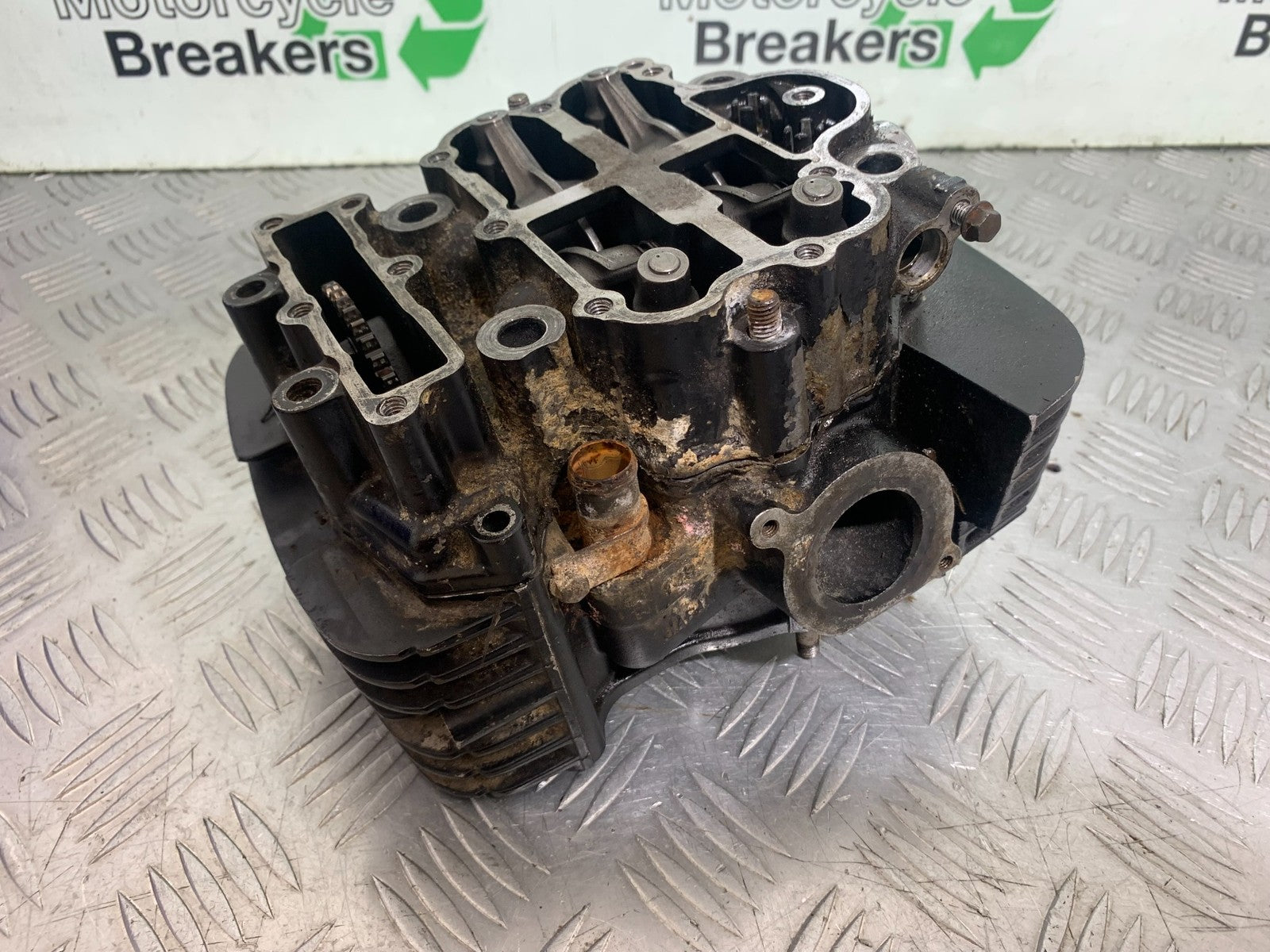 KAWASAKI VN1500 CLASSIC REAR HEAD AND CAM    YEAR 1999 -2006 (CMB1166)