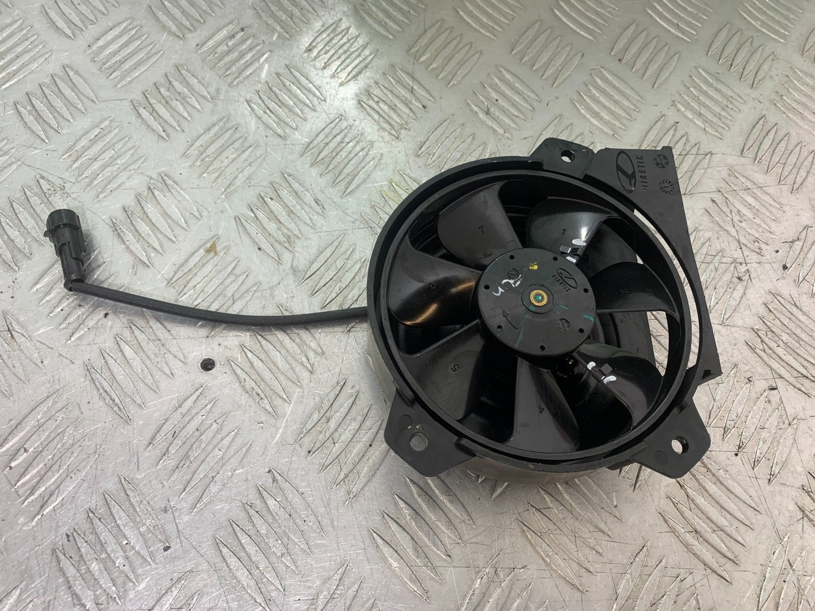 BSA 650 GOLD STAR RADIATOR FAN  YEAR 2022-2025 (CMB1262)