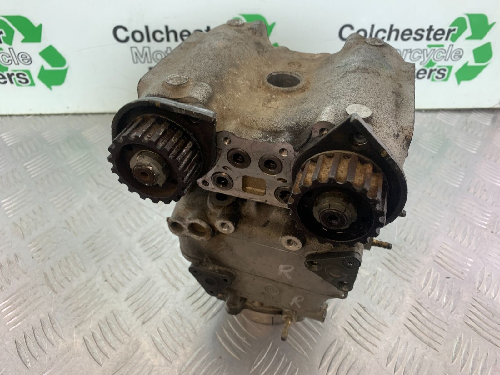 DUCATI 748 REAR CYLINDER HEAD AND CAMS YEAR 1999 2003