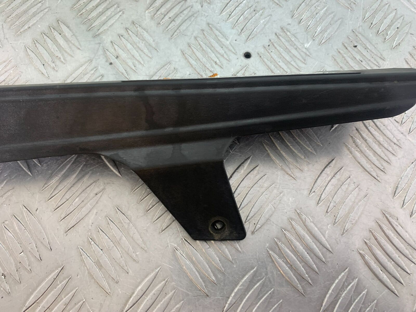 SUZUKI DL 650 V-STROM CHAIN GUARD   YEAR 2020 (CMB1117)