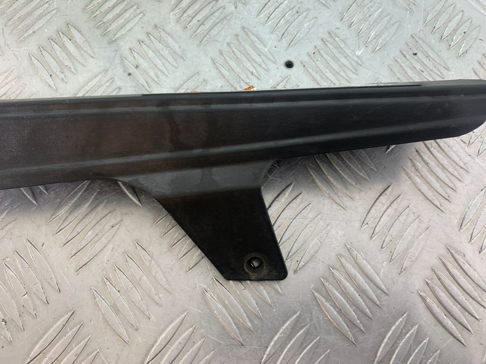 SUZUKI DL 650 V-STROM CHAIN GUARD   YEAR 2020 (CMB1117)
