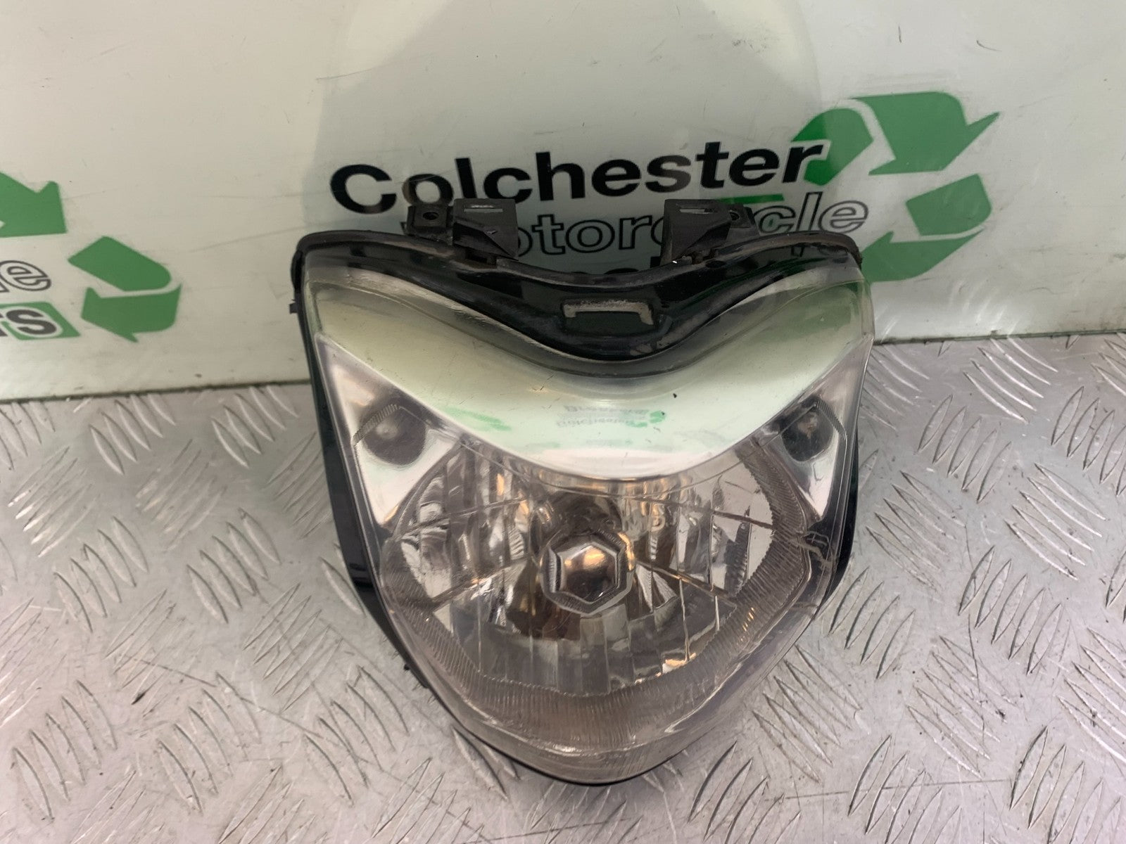 SUZUKI GW250 GW 250 INAZUMA HEADLIGHT  YEAR 2013-2018  (CMB1205)