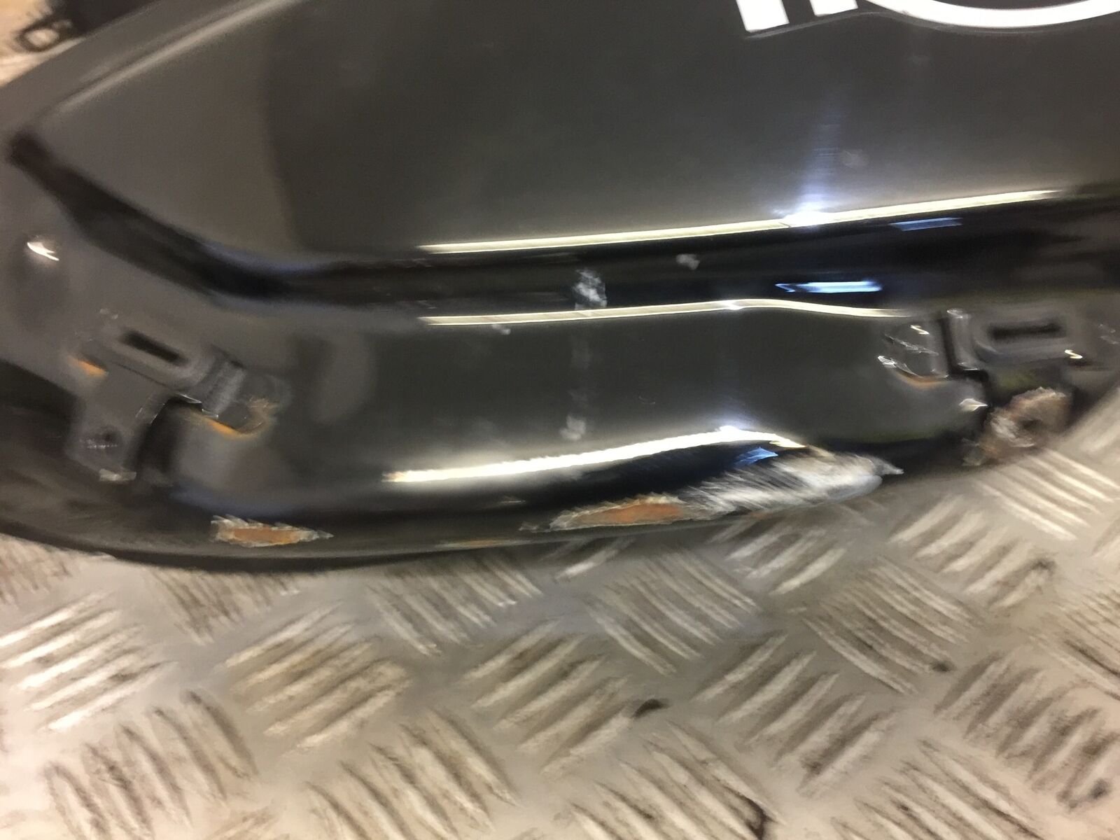 TRIUMPH TIGER 800 XCX PETROL TANK   2018-2021 (STOCK 548)