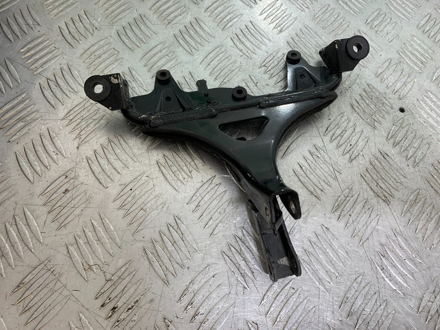 KAWASAKI ZX6R ZX6 J FAIRING BRACKET YEAR 2000 (CMB1312)