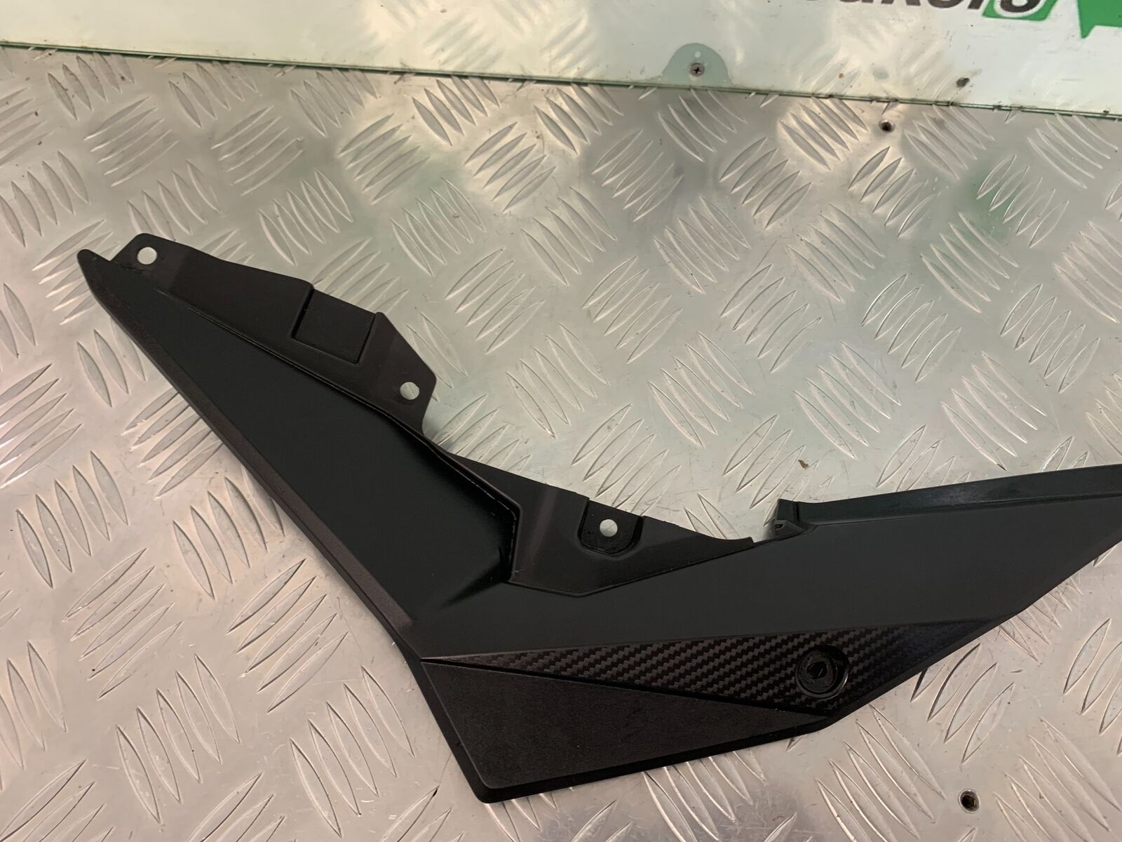 HONDA CB500 F CB500F LEFT SEAT PANEL YEAR 2022 (STOCK 951)