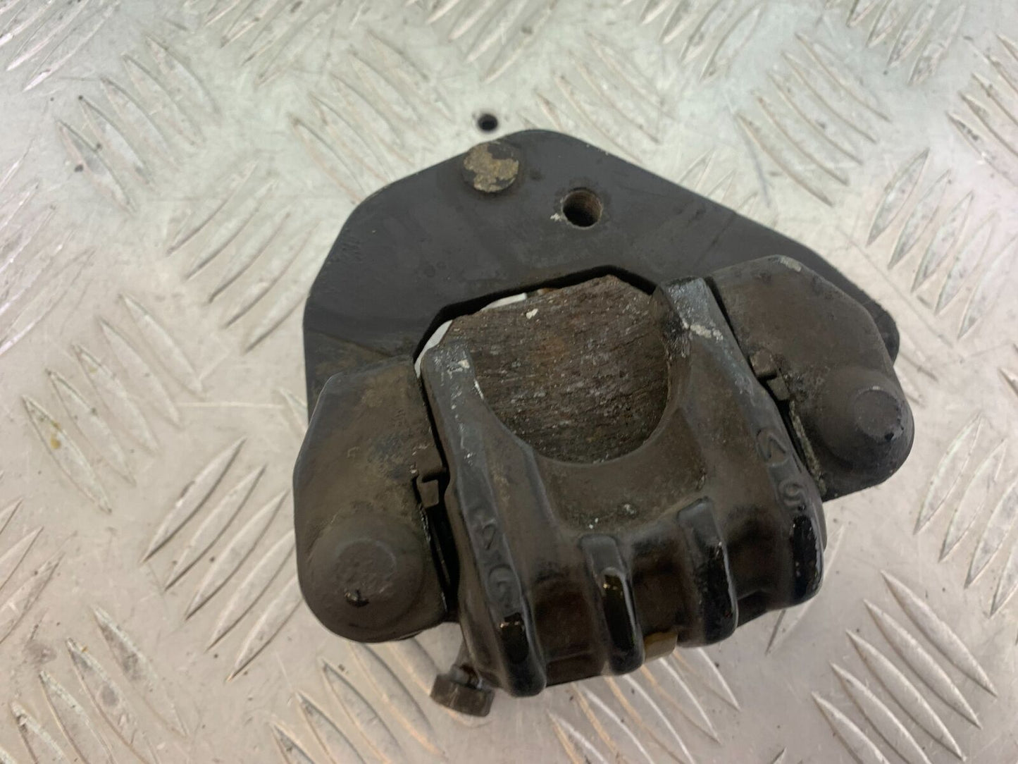 HONDA CX500 CX 500 FRONT RIGHT CALIPER YEAR 1980 (CMB1131)