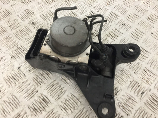 HONDA VFR1200 VFR 1200 FA ABS PUMP  YEAR 2010-11  (STOCK 793)
