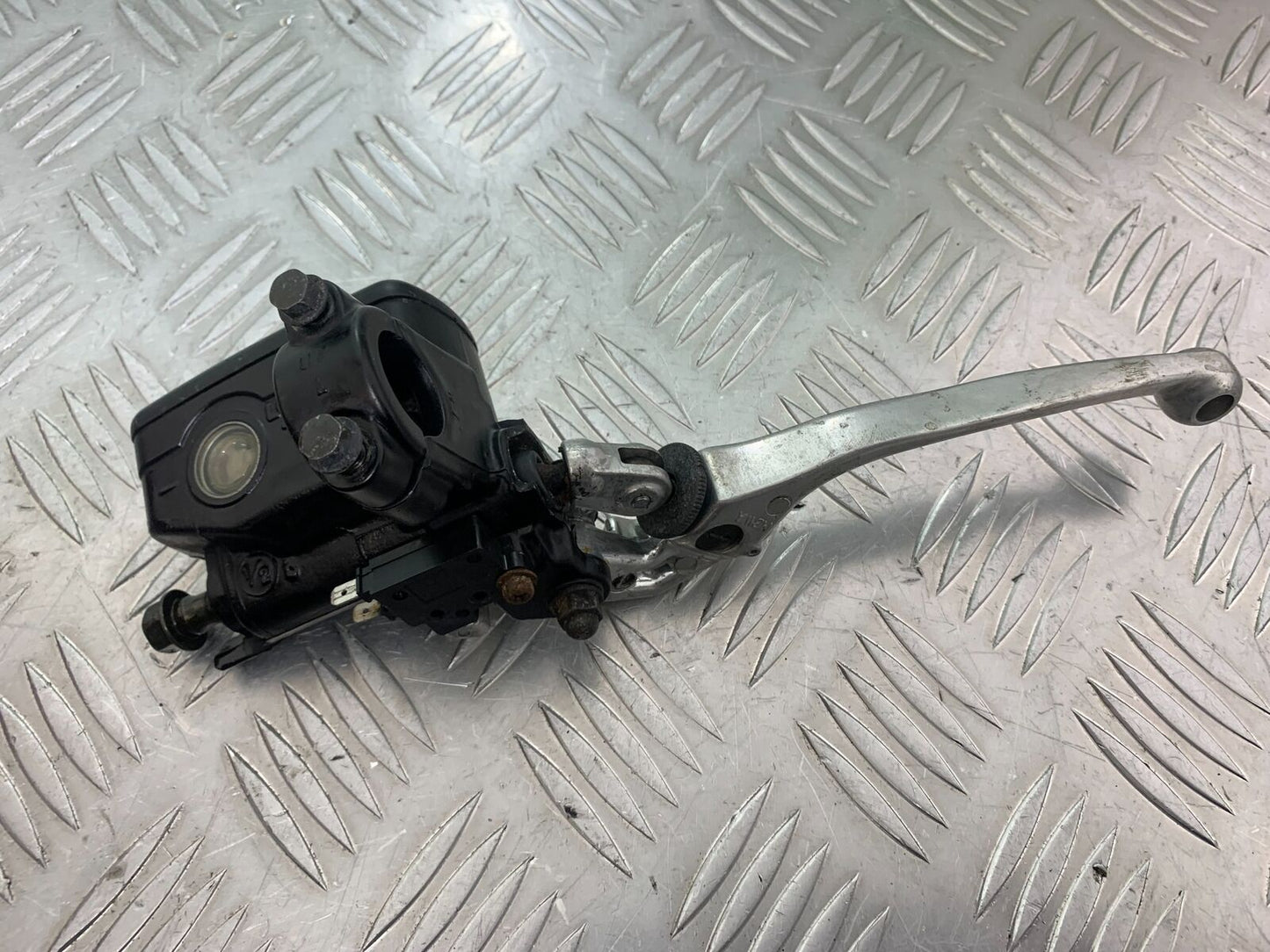 HONDA CBR1100 BLACKBIRD BRAKE MASTER CYLINDER  YEAR 1999-2005 (CMB1103)