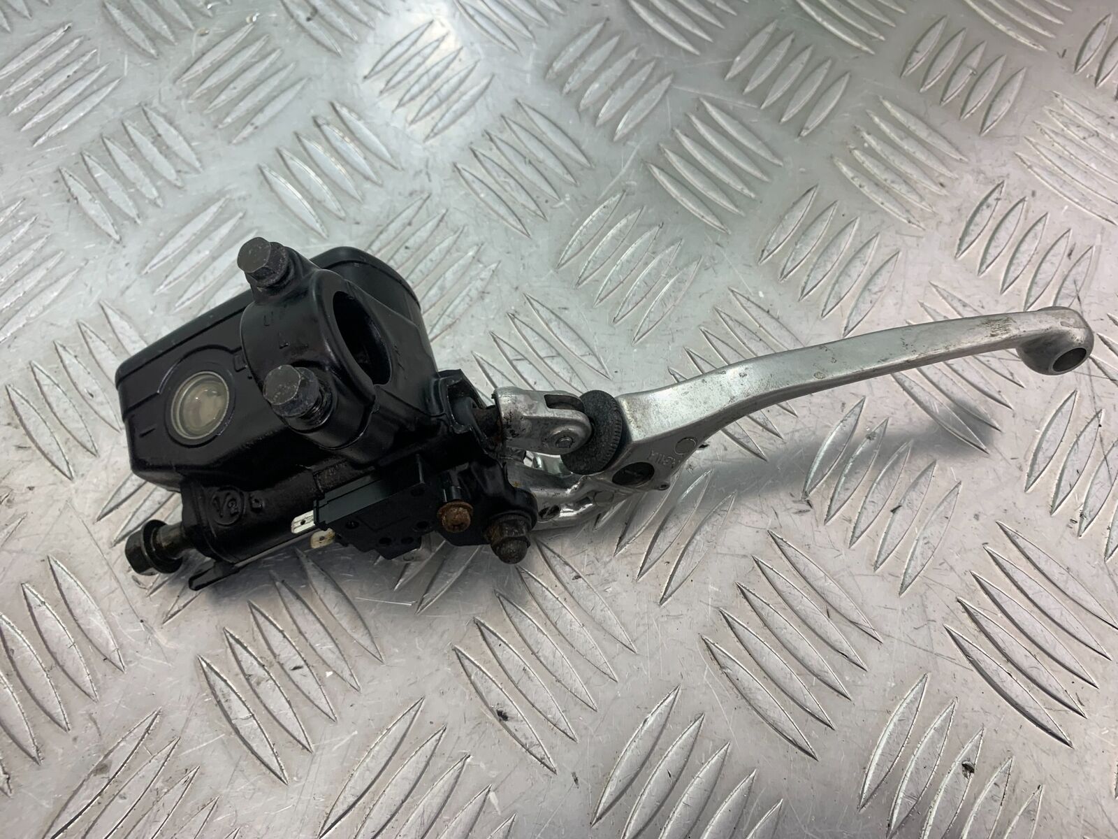 HONDA CBR1100 BLACKBIRD BRAKE MASTER CYLINDER  YEAR 1999-2005 (CMB1103)