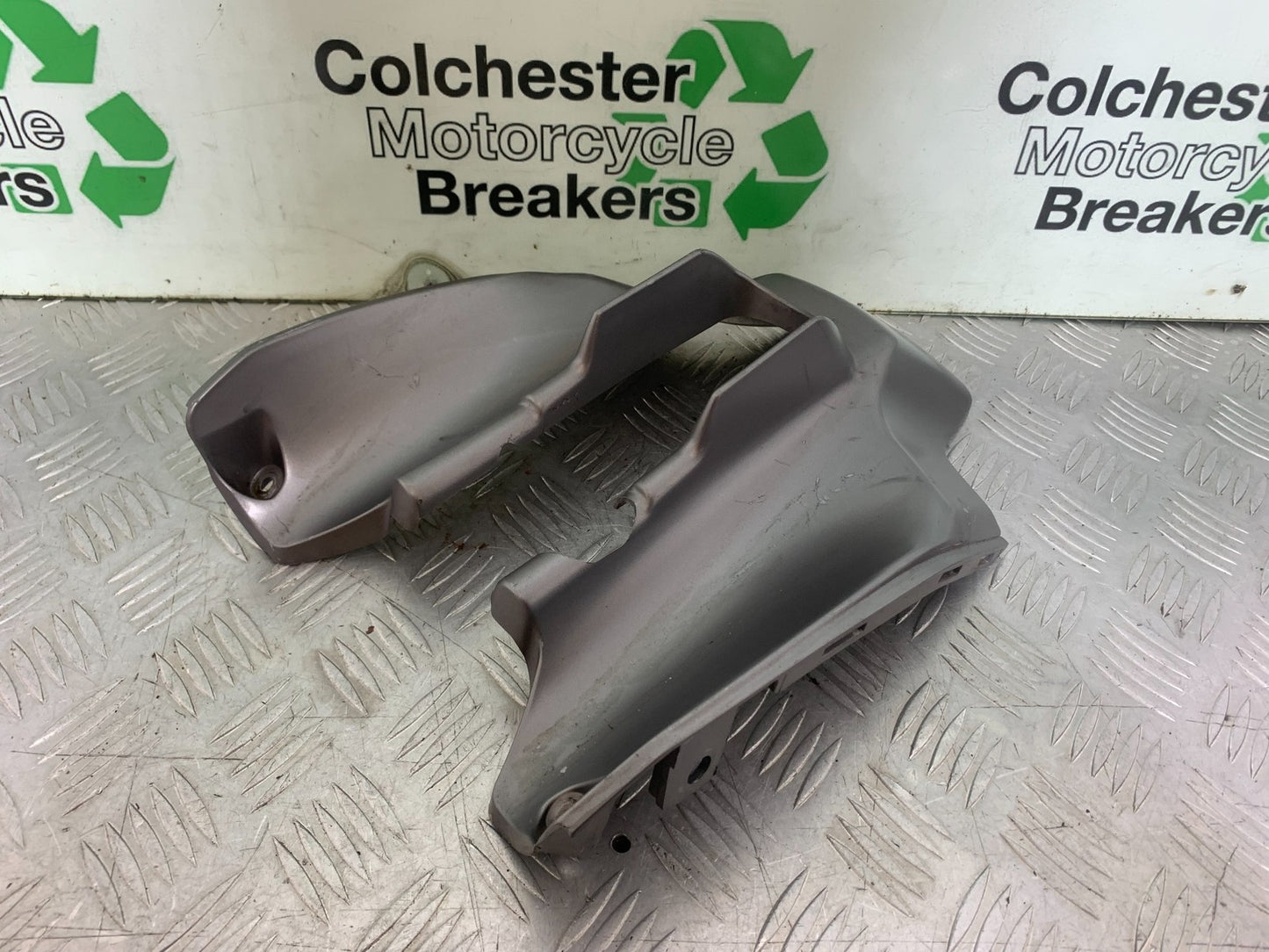 KYMCO CK1 125 TANK INFILL FAIRING PANEL YEAR 2014 - 2016 (CMB1181)