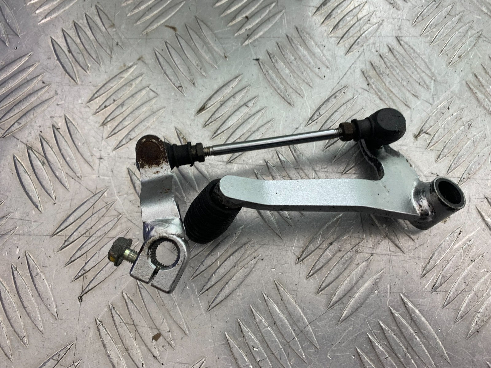 HONDA NT 700 V DEAUVILLE GEAR LEVER  YEAR 2006-2010 (CMB1298)