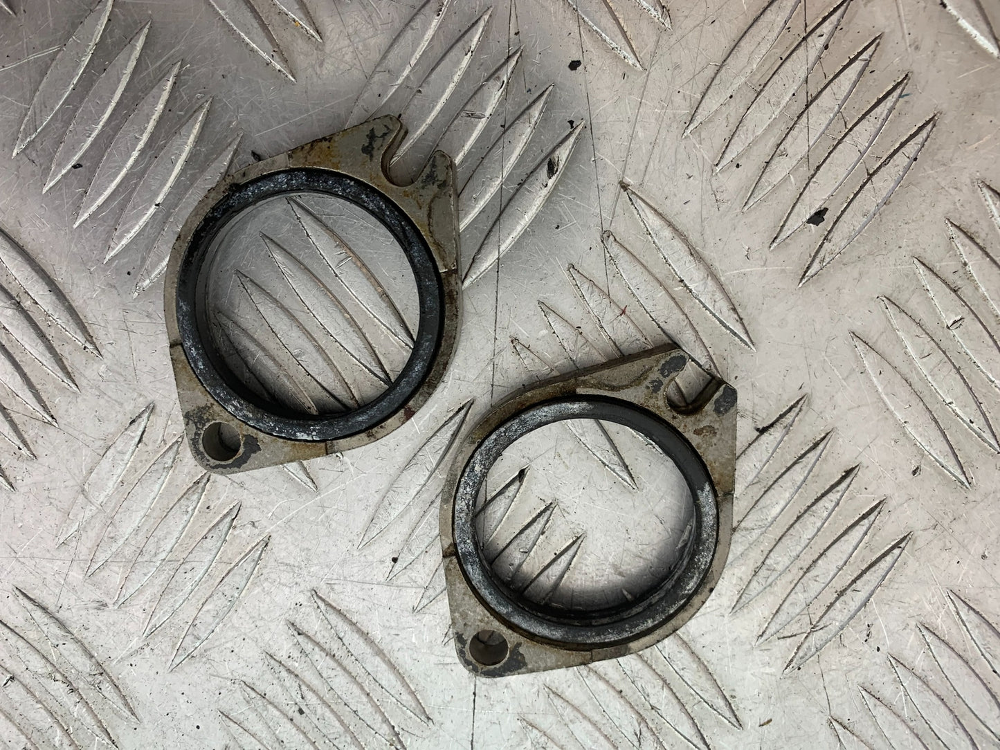HARLEY DAVIDSON FXS BLACKLINE 1585 EXHAUST CLAMPS YEAR 2012 (CMB1147)