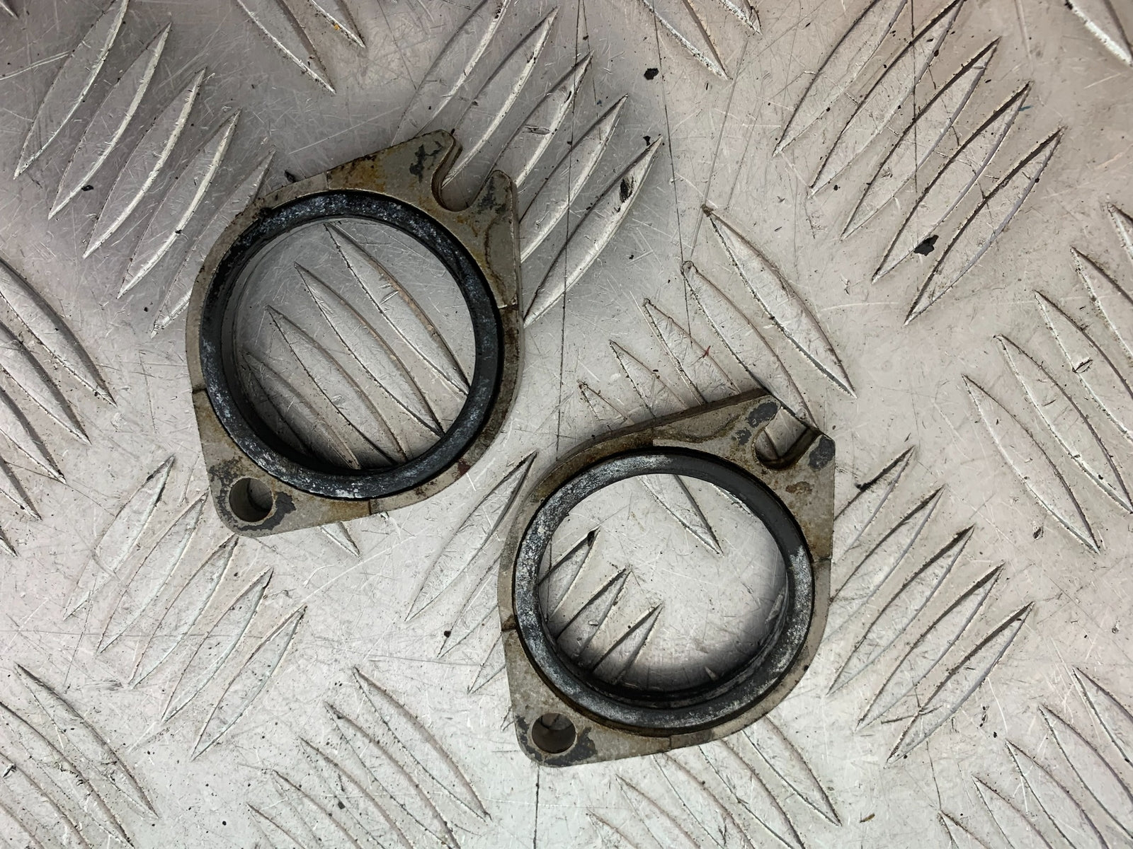 HARLEY DAVIDSON FXS BLACKLINE 1585 EXHAUST CLAMPS YEAR 2012 (CMB1147)
