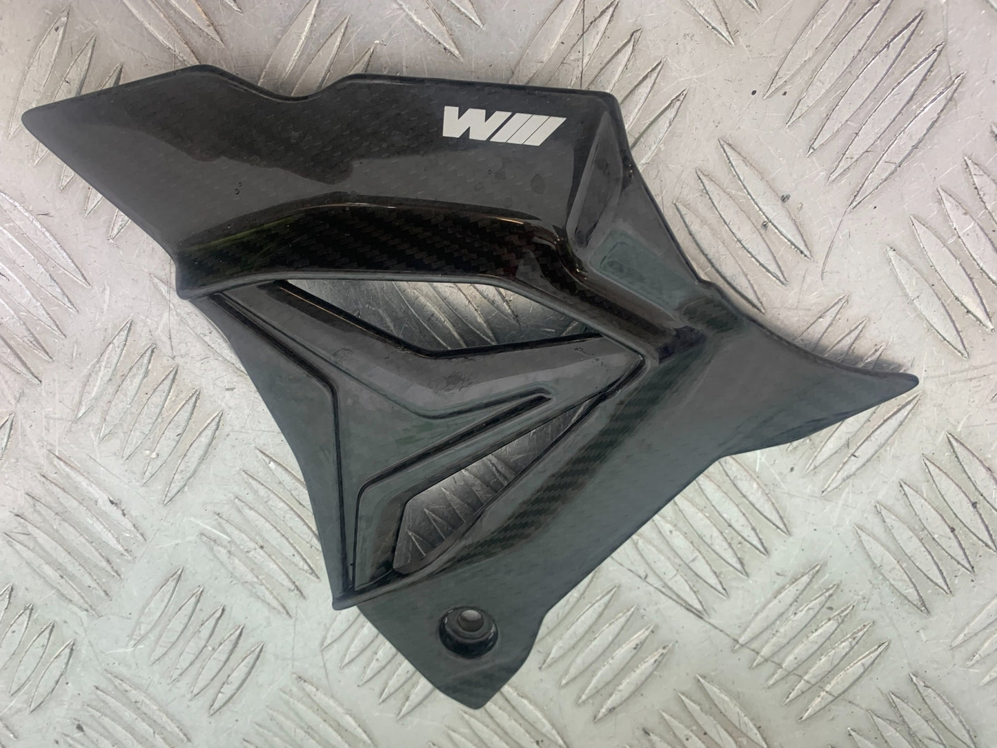 BMW M1000 R CARBON SPROCKET COVER  YEAR 2023-2024 (CMB1140)