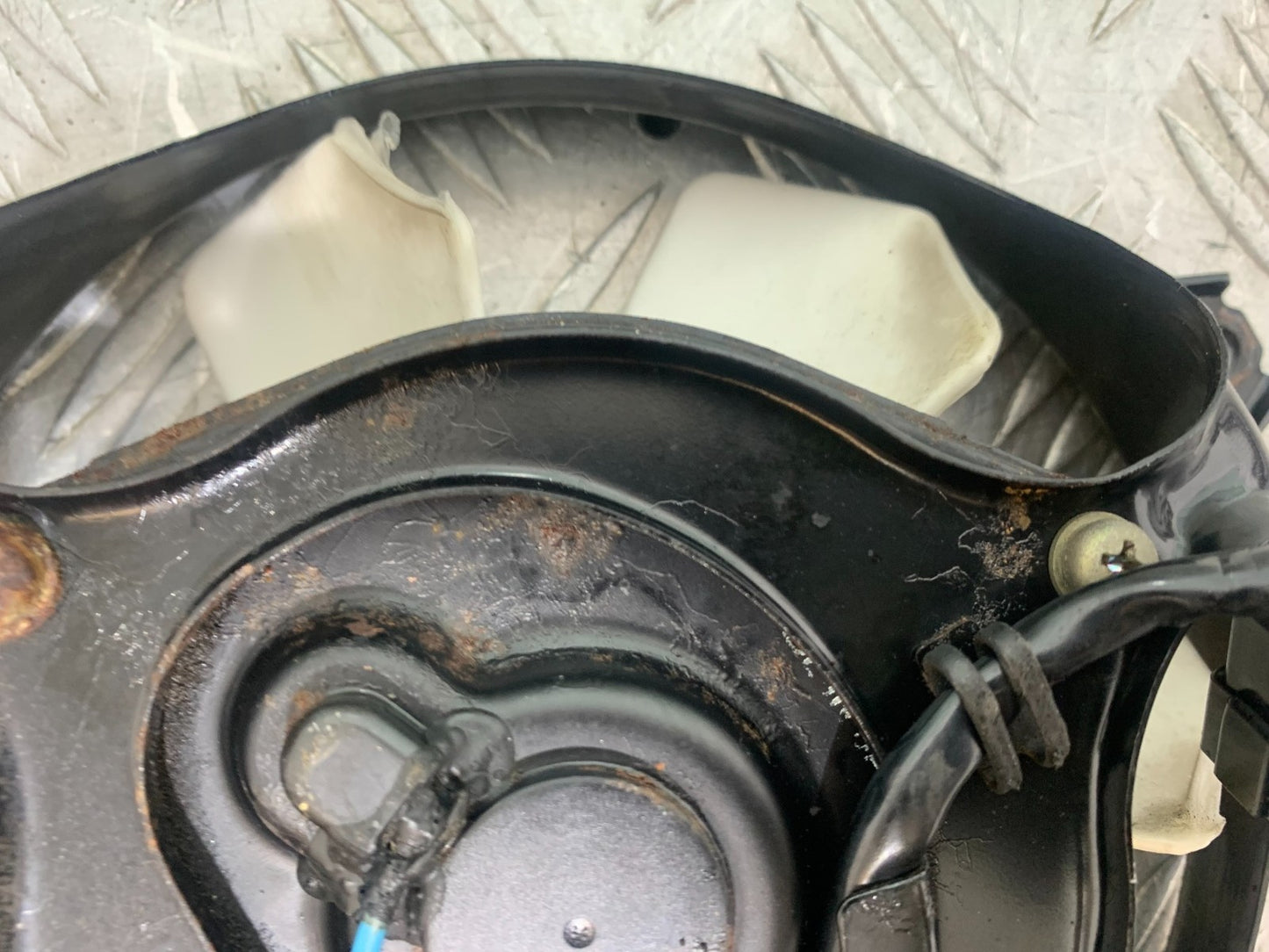 TRIUMPH 1050 SPRINT ST RADIATOR FAN   YEAR 2004-2007 (CMB1197)