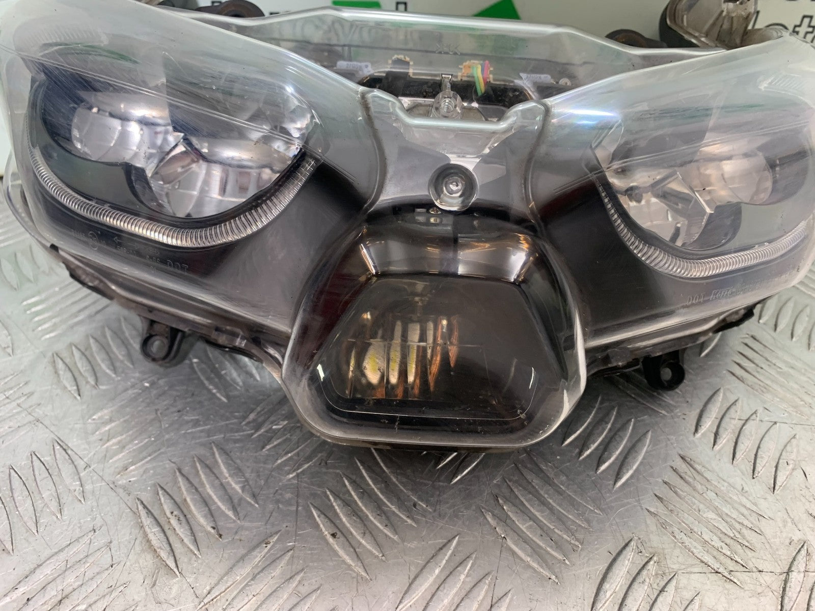 YAMAHA XMAX 300 HEADLIGHT  YEAR 2017-2020 (CMB1218)