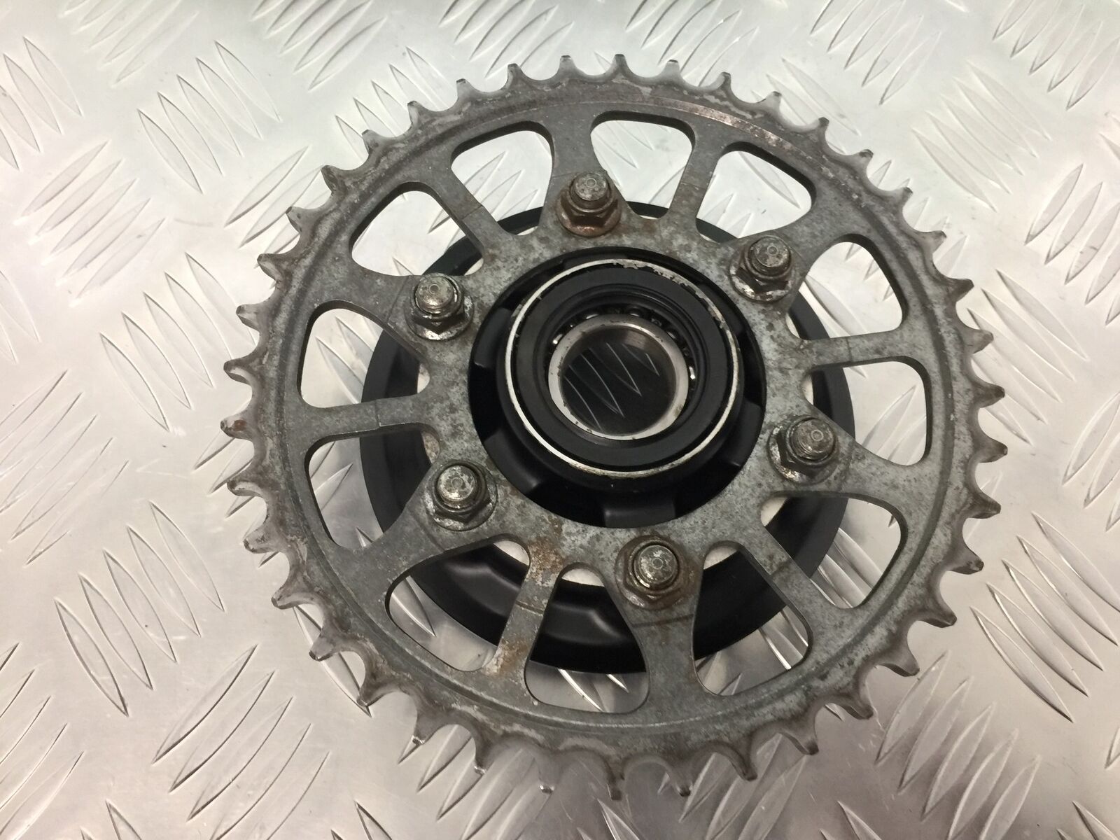 KAWASAKI Z1000 Z 1000 SPROCKET CARRIER  YEAR 2007-2009  (STOCK 927)