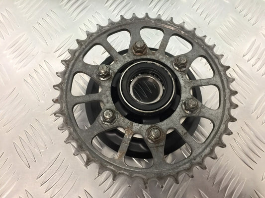 KAWASAKI Z1000 Z 1000 SPROCKET CARRIER  YEAR 2007-2009  (STOCK 927)
