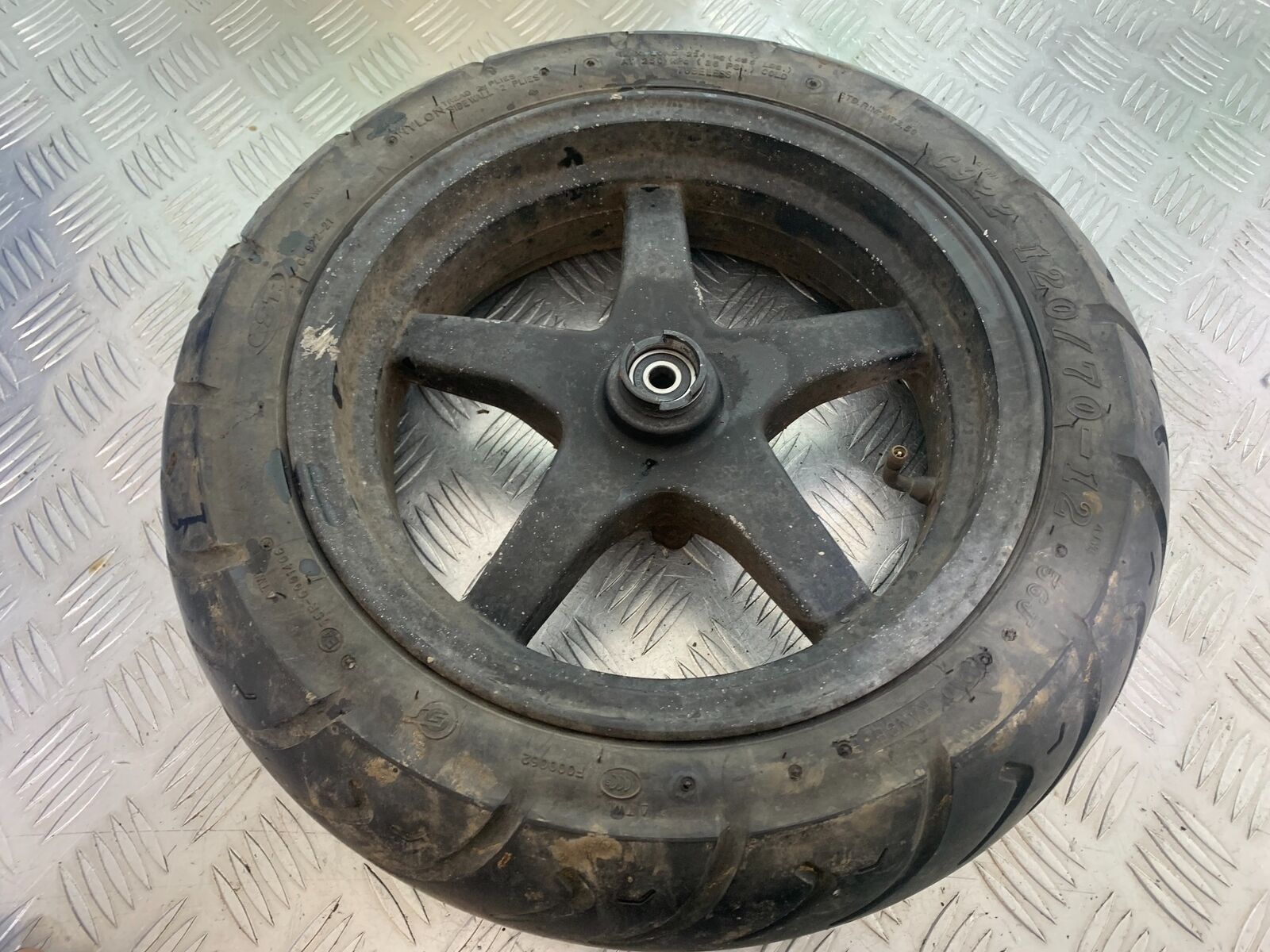 LEXMOTO MATADOR 125 JJ125T-17 FRONT WHEEL  (CMB1115)