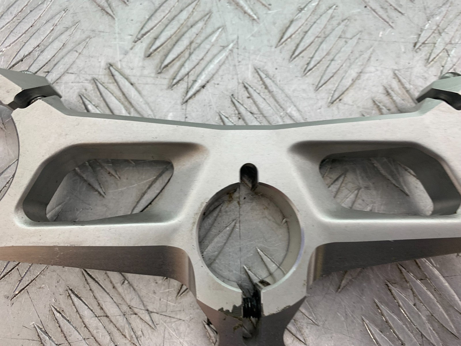 DUCATI 1299 PANIGALE TOP YOKE  YEAR 2016 (CMB 1187)
