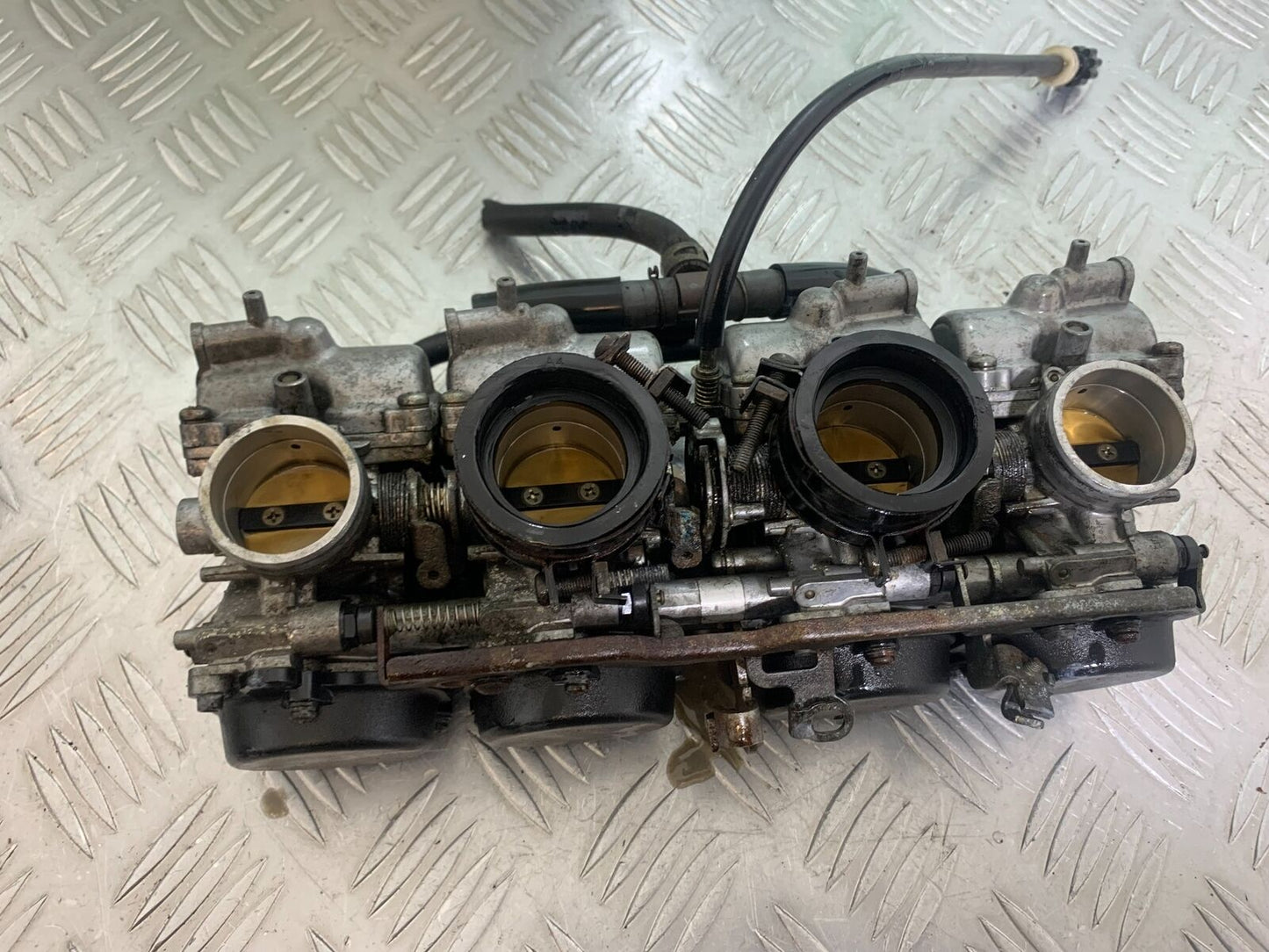 HONDA CBR600 CBR 600 F2 CARBS   YEAR 1991-1993 (CMB1114)